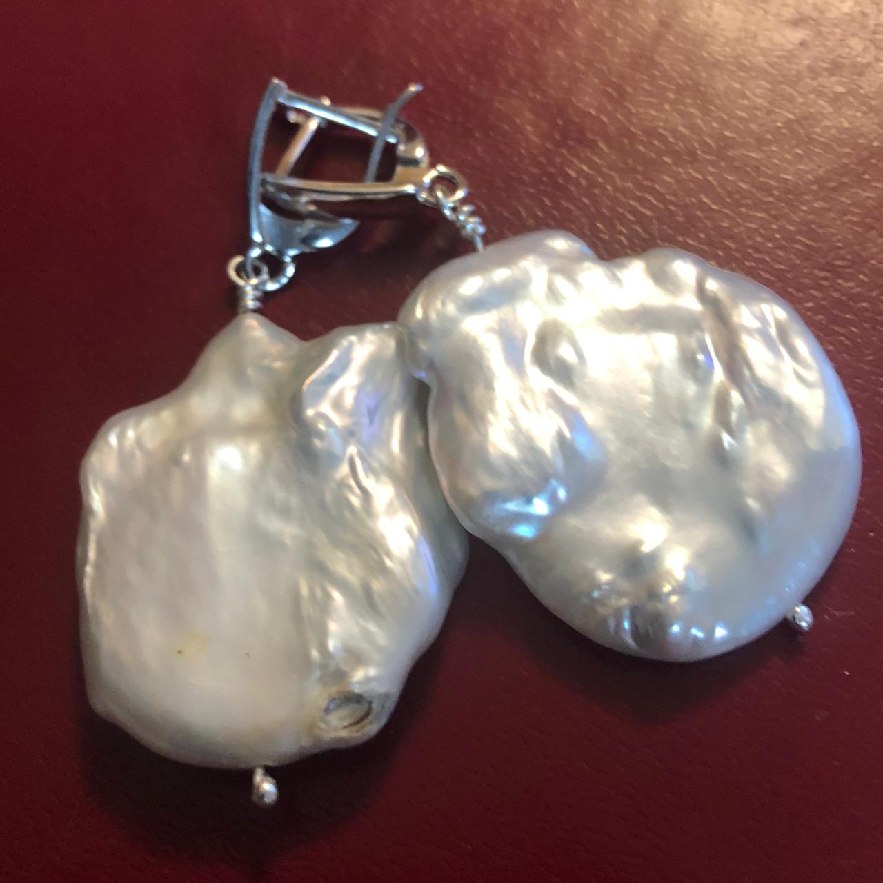 картинка Серьги из серебра и Барочного жемчуга 2,5 см 01 от магазина El Corazon