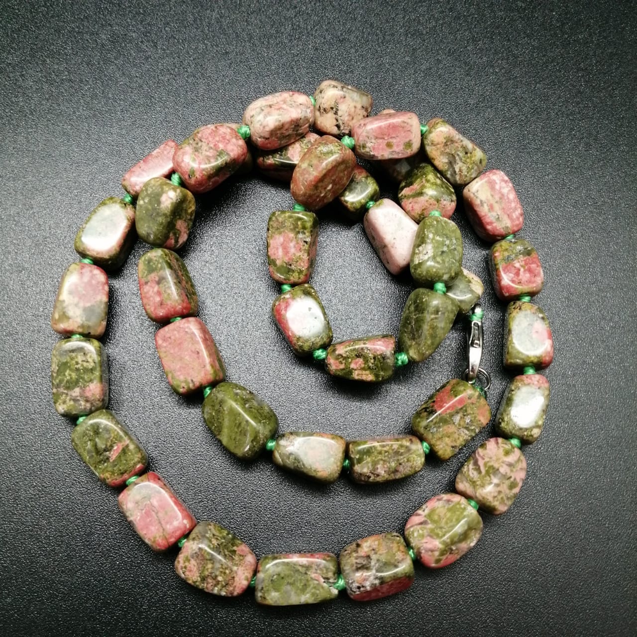 картинка Ожерелье 50 см из зеленой Яшмы от магазина El Corazon
