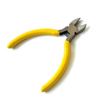 картинка Инструмент кусачки, бокорезы, с желтыми ручками от магазина El Corazon