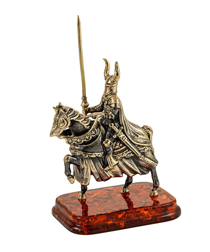 картинка Рыцарь на коне с копьём 604 от магазина El Corazon