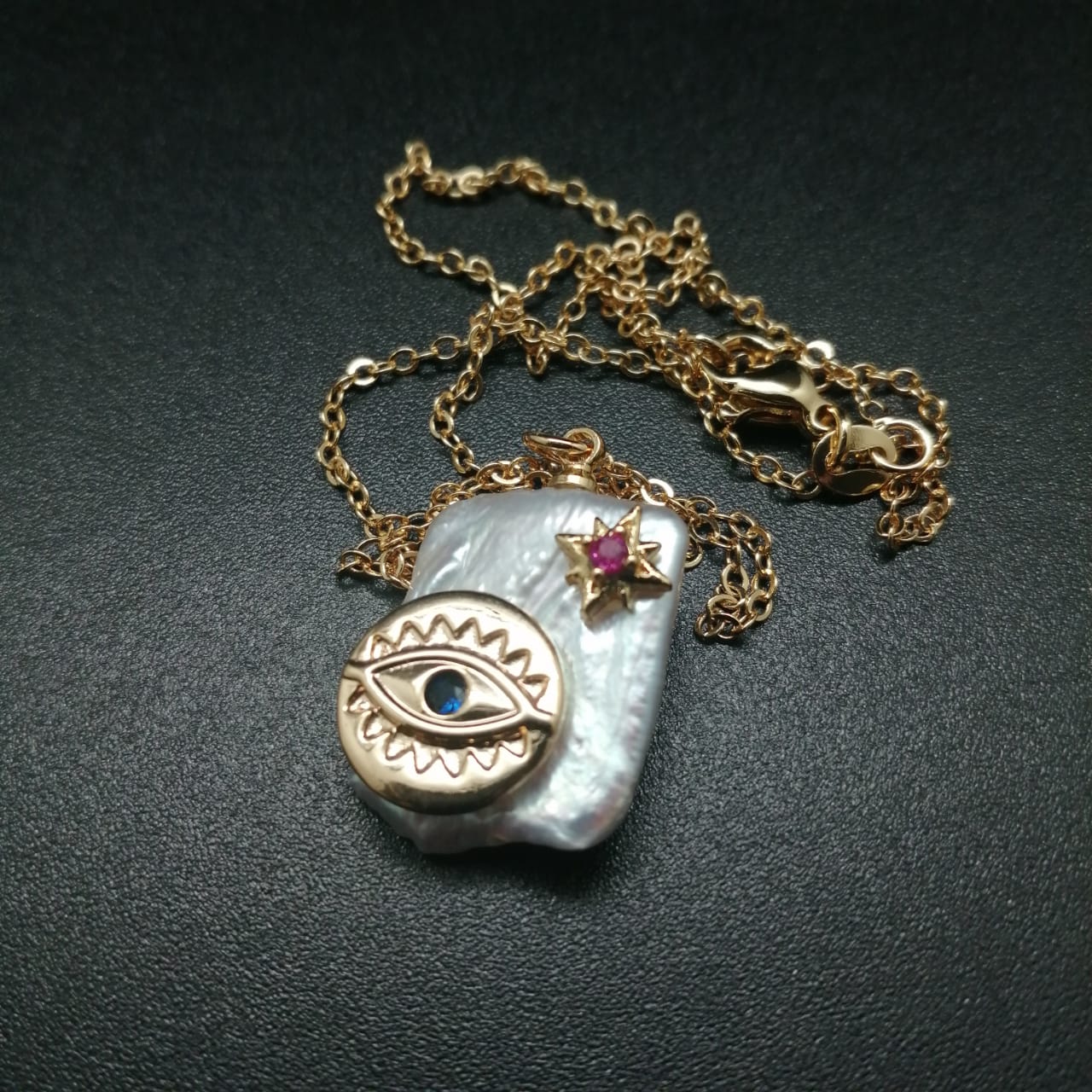 картинка Кулон на цепочке 05 из жемчуга, камня цирконий и ювелирного металла от магазина El Corazon