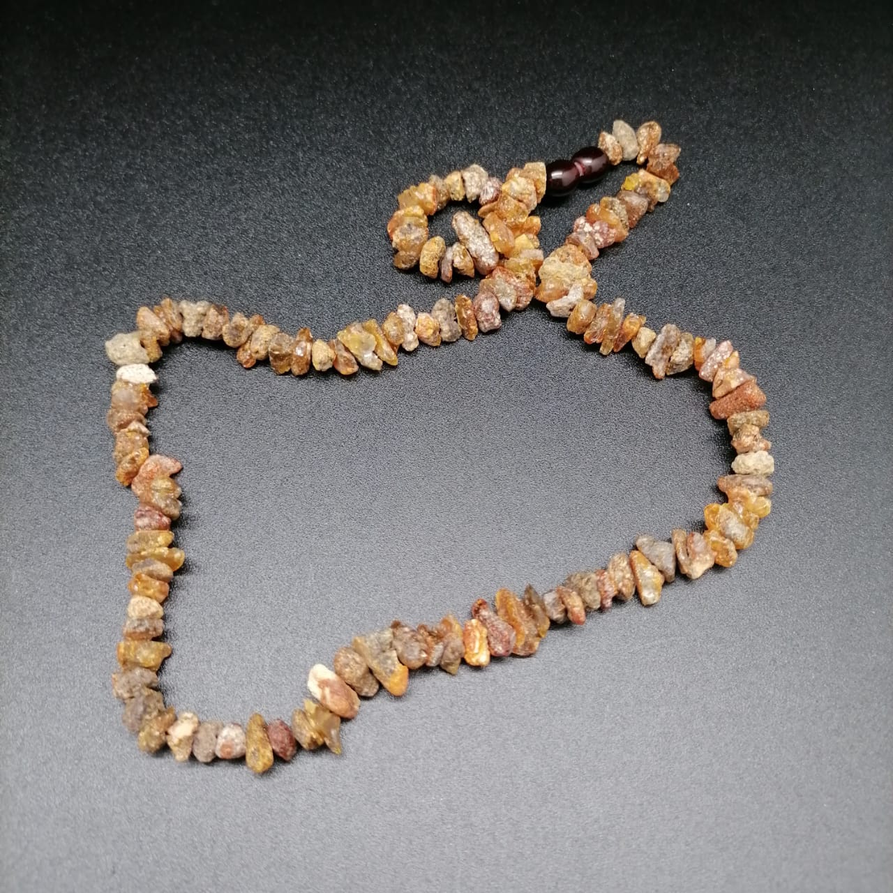 картинка Ожерелье 45 см из лечебного нешлифованного янтаря 02 от магазина El Corazon