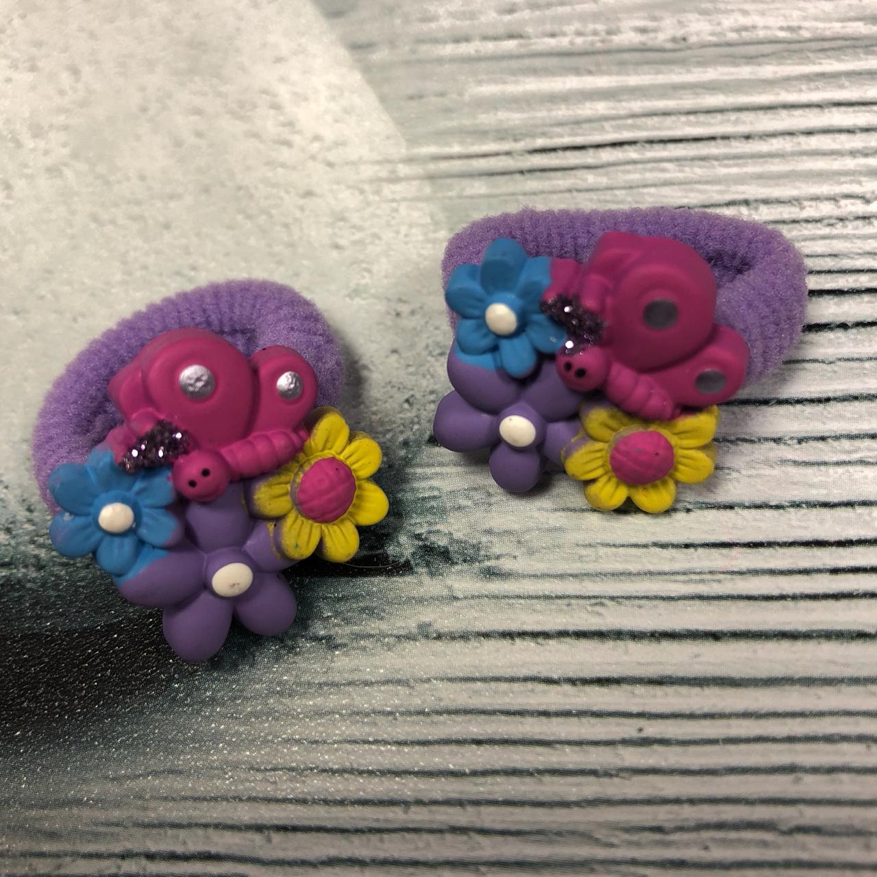 картинка Набор из двух резинок для волос Бабочка с цветами, фиолетовая от магазина El Corazon