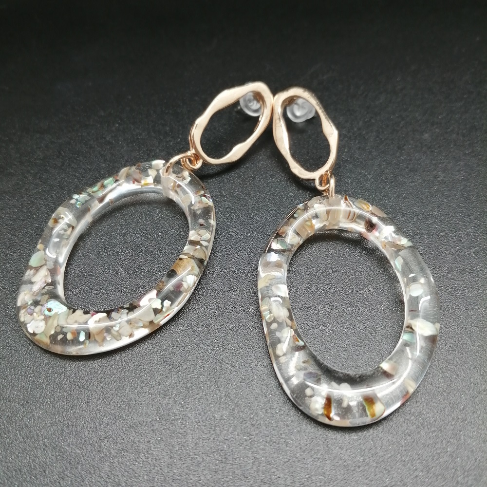 картинка Серьги с кристаллами кольцами из ювелирного метала от магазина El Corazon